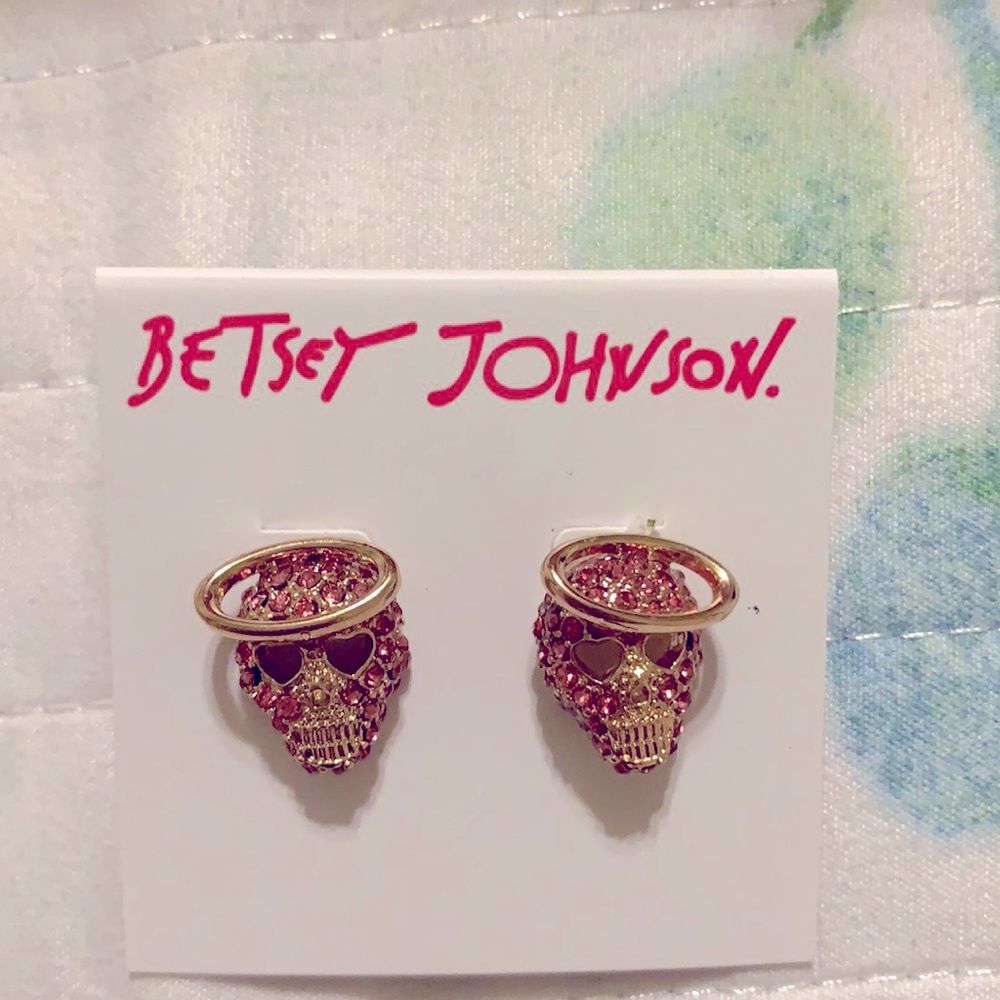 Betsey Johnson earrings - Picture 1 of 2